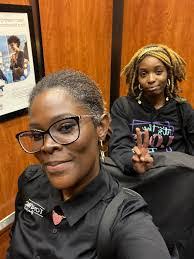 Toni Michele's Instagram, Twitter & Facebook