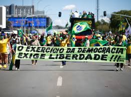 Manifestações no brasil hoje ao vivo. Religiosos Protestam Em Brasilia Contra Decisao Do Stf Sobre Cultos E Missas Poder360