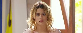 Im mittelpunkt der ersten „telenovela für kids steht die junge argentinierin violetta castillo (martina stoessel). Violetta Die Letzten Folgen Der Finalen 3 Staffel Der Teenie Telenovela Starten Im Disney Channel Serien News Filmstarts De