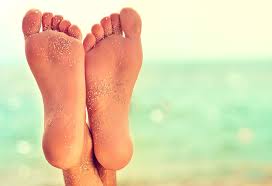 Use a listerine foot soak every day until fungus clears up. Top 20 Home Remedies To Get Rid Of Cracked Heels