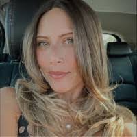 Chelsey Poropat's Instagram, Twitter & Facebook