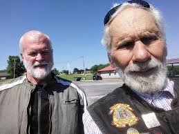 Apologizing for ongoing issues removing a member from the group