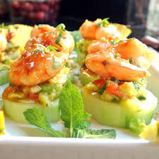 The sweet and spicy combination of flavors with crispy bacon, juicy shrimp makes it a perfect finger food for any gatherings. Pin On Apps