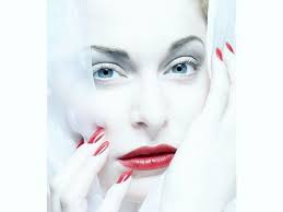 Esmé bianco testifies in front of ca assembly public safety committee for the phoenix act cast: Esme Bianco Says Marilyn Manson Cut Her With A Knife During Sex Posted A Photo Online Florida News Times