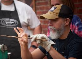 The Queue: Bill and Shannen Oyster