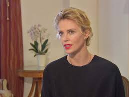 The high court in london ordered associated newspapers to pay the damages after weller. Paul Weller S Wife Calls For New Child Privacy Law Politics News Sky News