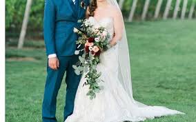 At kremp florist, we carry a wide selection of flower varieties, from the classics to the exotic and tropical. Wedding Flowers By Hooper S Farm Gardens In Traverse City Mi Alignable