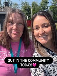 🎨 Huge thank you to our wonderful member, Gale, for helping us lead the  Art Expression Group! We absolutely love when our members share their  talents to uplift and inspire others. 💛