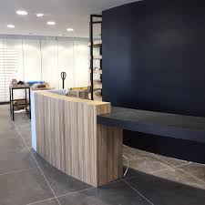 Epingle Par Gstalder Adrien Sur Pharmacie Agencement Pharmacie Pharmacie Meubles Sur Mesure