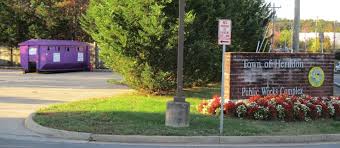 Nov 07, 2019 · while visiting the chesapeake facility, a pilot reporter saw products including a toaster, a light fixture, mulch, pottery, clothes, baby shoes, pillows, electrical cords and lots and lots of plastic. Trash And Recycling Town Of Herndon Va