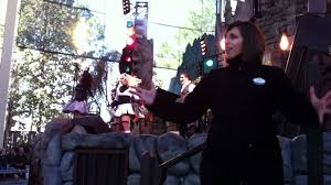 This is a common phrase used in asl when meeting someone for the first time. Beetle Juice Show At Universal Studios With Asl Interpreter Youtube