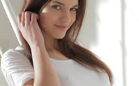 Kaylee X Art X Art Magazine Models Smiling T Shirts Wallpaper 1757995 Wallbase Cc Brunette Woman Female Portrait Model Face