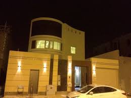 للبيع فيلا فاخره شمال الرياض حي الملقا مساحتها 370 م Http Aqarboursa Com Showthread Php 96593 D9 84 D9 84 D8 A8 D9 8a D8 B9 D9 House Styles Mansions House
