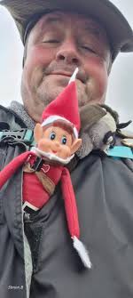 Good morning Today it's Ashton Square next to the Clock Tower,Dunstable  high Street South Lunchtime time meals12-2pm Selection of our Caribbean  meals Patties,Jerk chicken wraps Jerk Wings,Homemade Coleslaw Mac &Cheese  dumplings 😋