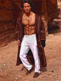 Tiger Shroff And Nidhhi Agerwal Stills From Munna Michael Movie Munna Michael Is An Upcoming Indian Dance Fi Tiger Shroff Tiger Shroff Body Bollywood Actors