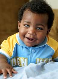 Black And Blue Eyes Black Baby With Blue Eyes Blue Eyed Baby Cute Black Babies Baby Eyes