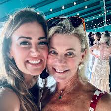 Tori Guglielmi Kelley (@itstorikelley) • Instagram photos and videos