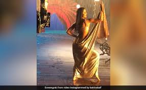 Can't Take Our Eyes Off Katrina Kaif In This BTS Clip From Sooryavanshi Song  Tip Tip