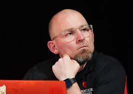 Sounding an alarm': Warwick community members lament resignation of  Superintendent April Hershey