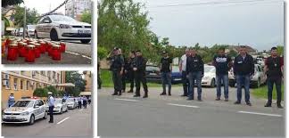 Orice upload neautorizat al acestui videoclip este ilegal si poate fi raportat oricand la youtube. Onoare Si Respect Mii De Politisti S Au Oprit In Loc Sa I Aduca Un