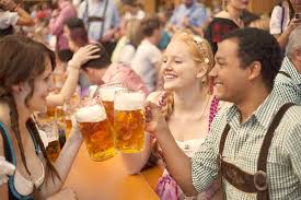 Alle informationen, news, termine, bierzelte, fahrgeschäfte, preise, anreise und shop zur wiesn 2021. Oktoberfest 2020 Infos Tipps Zur Munchner Wiesn