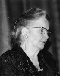 Phyllis Greenacre lecturing during her New York years, most probably...