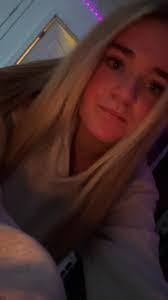 Alyssa Karnes's Instagram, Twitter & Facebook