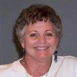 Rebecca Sandifer's Instagram, Twitter & Facebook