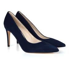 Cet escarpin en cuir est un incontournable de nos penderies ! Escarpin Femme Cuir Daim Bleu Marine Jules Jenn Dream Act
