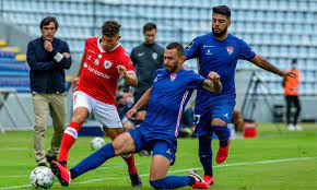 Strong teams, professional players and reasonable strategies of both teams help to show perfect game with an unexpected outcome. Santa Clara Gil Vicente 0 0 Destaques Maisfutebol