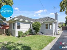 Le thu house 2 years anniversary. Real Estate Property For Sale In Springvale Vic 3171 Realestate Com Au