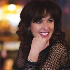 kerri jacobs (she/her) (@kegjeff)