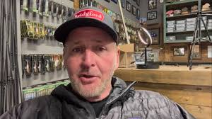 In this @bassproshops Top Tackle video, @bernieschultzfishing discusses  various jerkbaits and why they are so successful when fish suspend from  Florida to the Northern parts of the U.S. Three different sizes provide