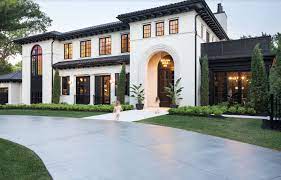 Pin By Jenny Franco On House Ideas Exterieur Mediterranean House Designs Modern Mediterranean Homes Mediterranean Homes