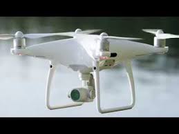 A 5.5in 1080p screen integrated with the phantom 4 pro + offers 1000 cd/m 2 of brightness, more than twice as bright as conventional smart devices.as the dji go app is built into the screen, hardware and software can be fully optimized, allowing you to edit and share instantly. Dji Phantom 4 Pro Plus V2 0 Drone Youtube