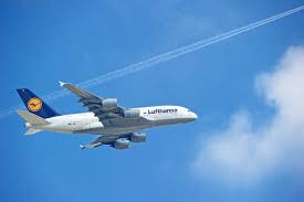 Das unternehmen hat einen neuen lösungsvorstoß unternommen. Lufthansa Flugbegleiter Streik Am 20 Oktober 2019