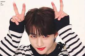 The perfect hhj hyunjin hwang hyunjin animated gif for your conversation. Hhj Stray Kids And Kpop Image 6752856 On Favim Com