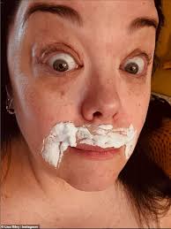 Emmerdale's Lisa Riley reveals her extensive glam preparations for the 2025  British Soap Awards as she shares hilarious selfie