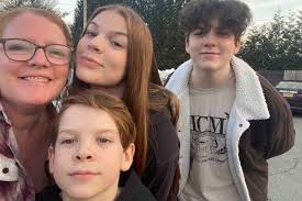 Fundraiser for Stacey Rathburn by Gregory Mahar : Please, Let's Help The  Rathburn (Mahar) Family