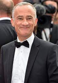 Ils sont journalistes pour tf1. Fortune Salaire Mensuel De Gilles Bouleau Combien Gagne T Il D Argent 40 000 00 Euros Mensuels