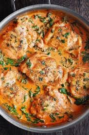 22 One Skillet Dinner Ideas That Are Easy And Tasty Boneless Chicken Thigh Recipes Chicken Thights Recipes Skillet Chicken Thighs