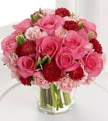 Send Flowers To Pune Http Www Indiangiftsportal Com City Send Gifts Pune Html Valentines Flowers Birthday Flowers Birthday Flowers Arrangements