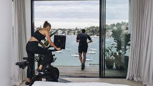 Entdecke peloton's riesiges kursangebot inkl. I Tried A Peloton The 3 7k Indoor Fitness Bike It Might Just Convert My Spin Hating Ass