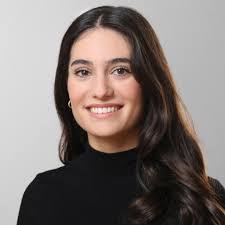 Laura Fichter's Instagram, Twitter & Facebook