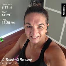 Not my best but happy that I got 3.11 DISTANCE 3.11 mi TIME 41:29 PACE  13:20 /mi GARMIN اتے TreadmillRunning Treadmill Running Jun 8  Jun82025,13:29 2025, 13:29