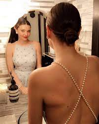 Miranda may kerr was born in sydney and raised in the small town of gunnedah to john and therese kerr. Miranda Kerr Shares New Details About Her Dreamy Couture Wedding Gown Fashion Magazine