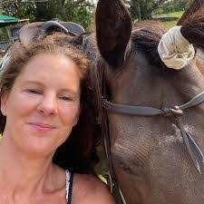 Janine Workman's Instagram, Twitter & Facebook