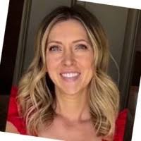 Julie Anson's Instagram, Twitter & Facebook