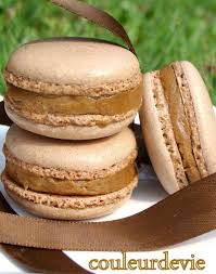 Macarons Au Cafe En 2020 Recette Macaron Facile Idee Recette Facile Macaron Facile