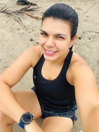 Tania DeLeon (@taniadeleont)